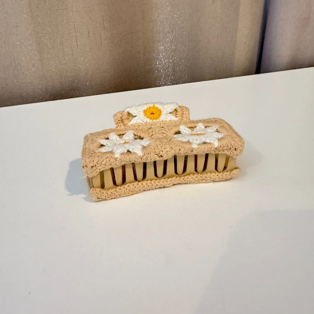 Tan Crochet Daisy Floral Rectangular Hair Claw Clip Boho Cottagecore Accessory